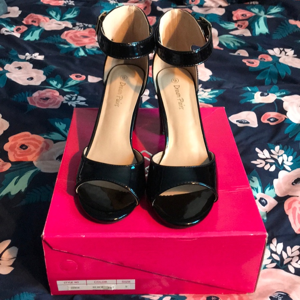 Black Chunky Heels